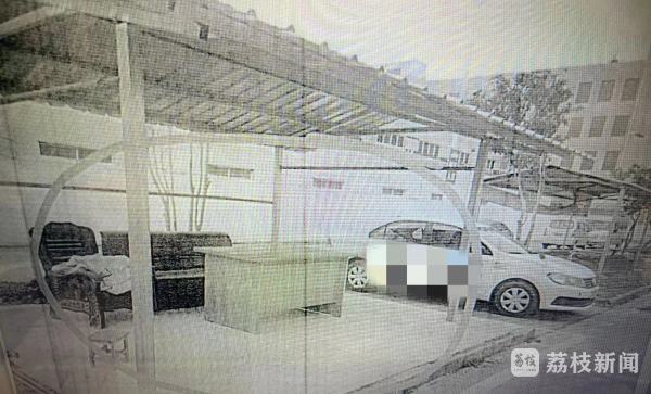 易盛通 学员等候练车时发病猝死，驾校应否担责？